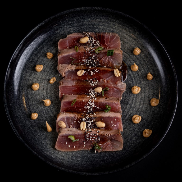 Carpaccio de Atún con Salsa Oriental